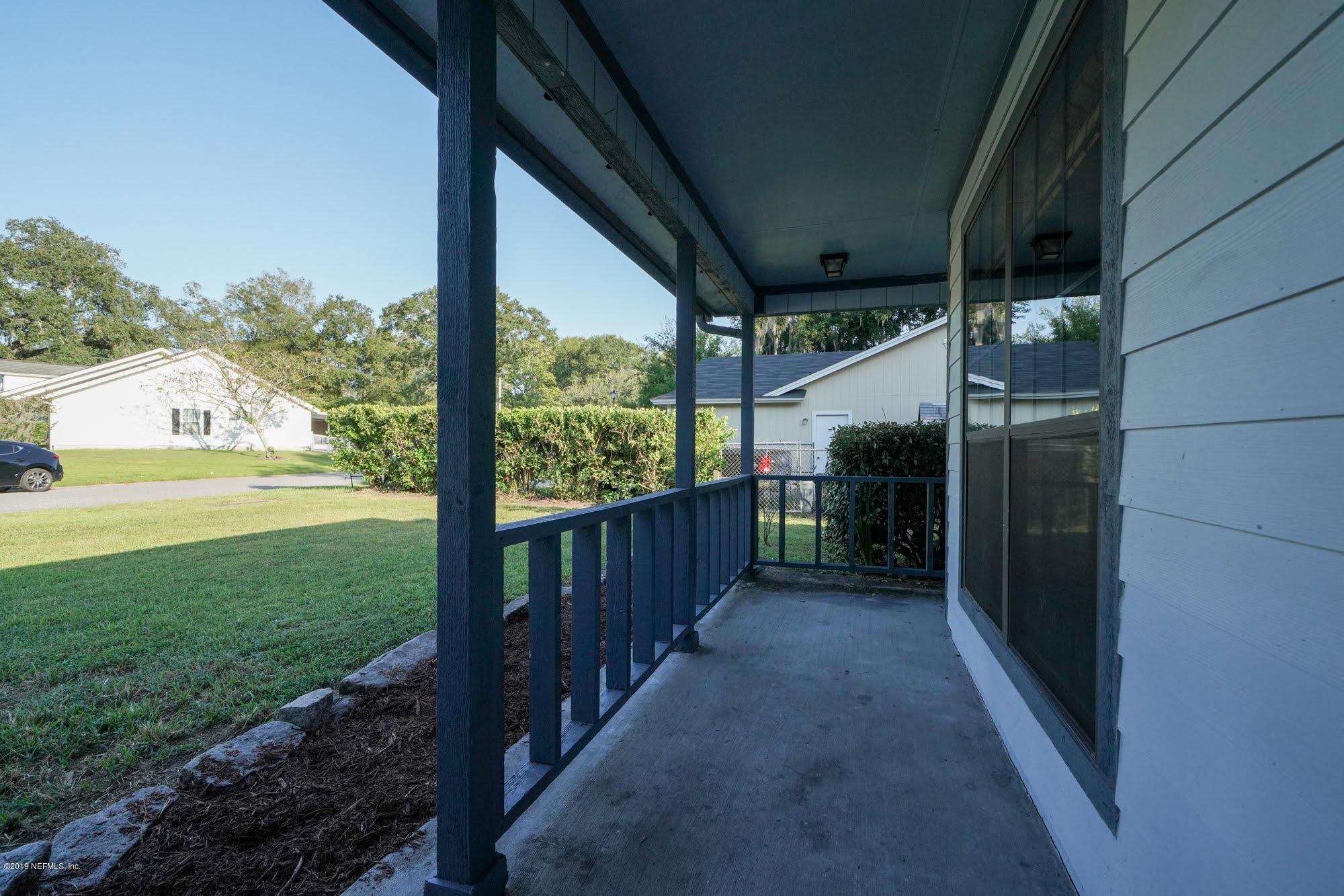 2148 Rothbury Drive Jacksonville, FL 32221 - Photo 4 of 36 a view of a porch