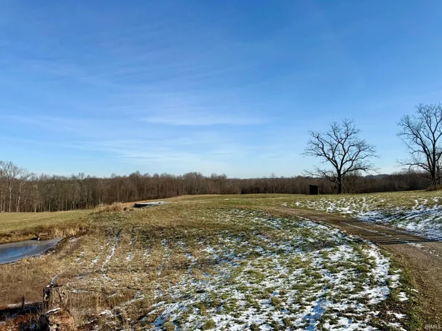 $465,800 | 332 Breezy Hill Road, Bedford, IN 47421