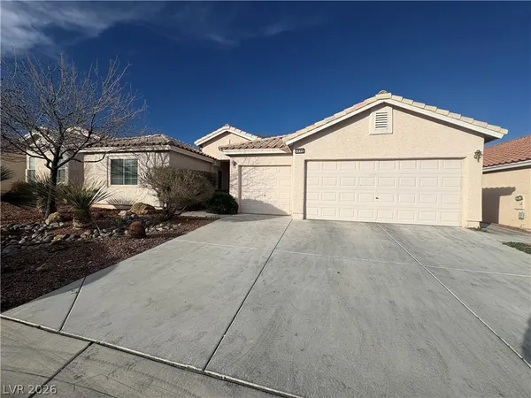 $2,102 | 8896 Frasure Falls Avenue, Las Vegas, NV 89178