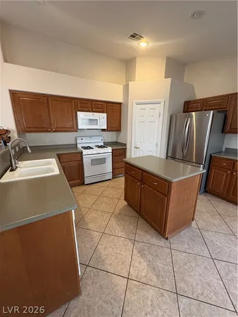 $2,102 | 8896 Frasure Falls Avenue, Las Vegas, NV 89178