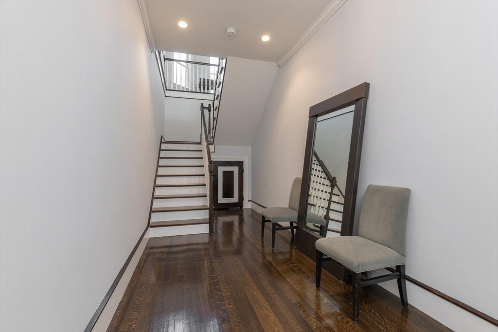 27 Howland Street, Unit 2 Boston, MA 02121 - Photo 17 of 19