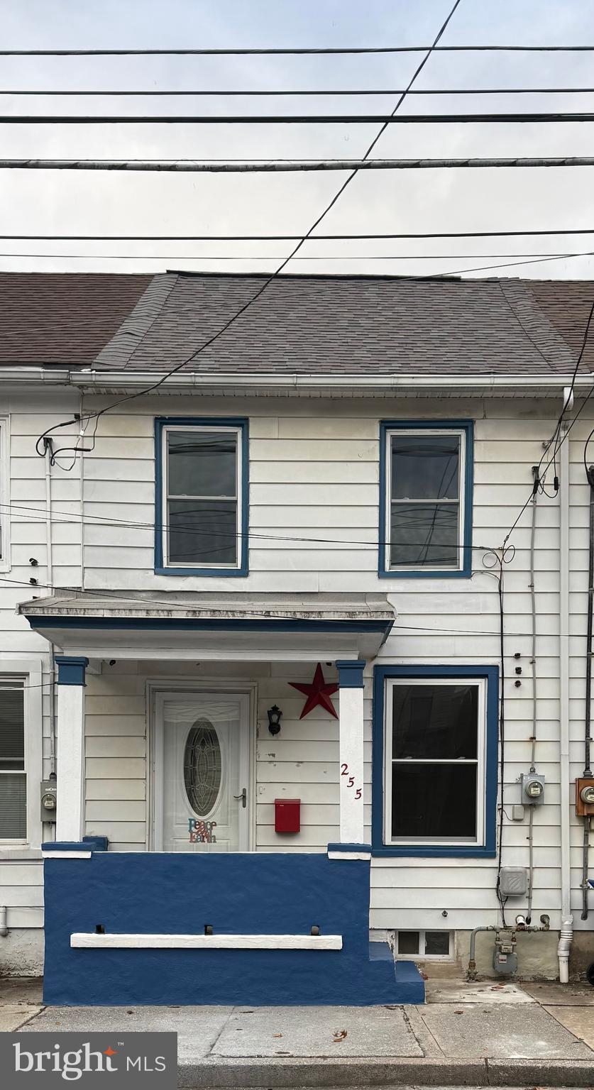 Front View of Home