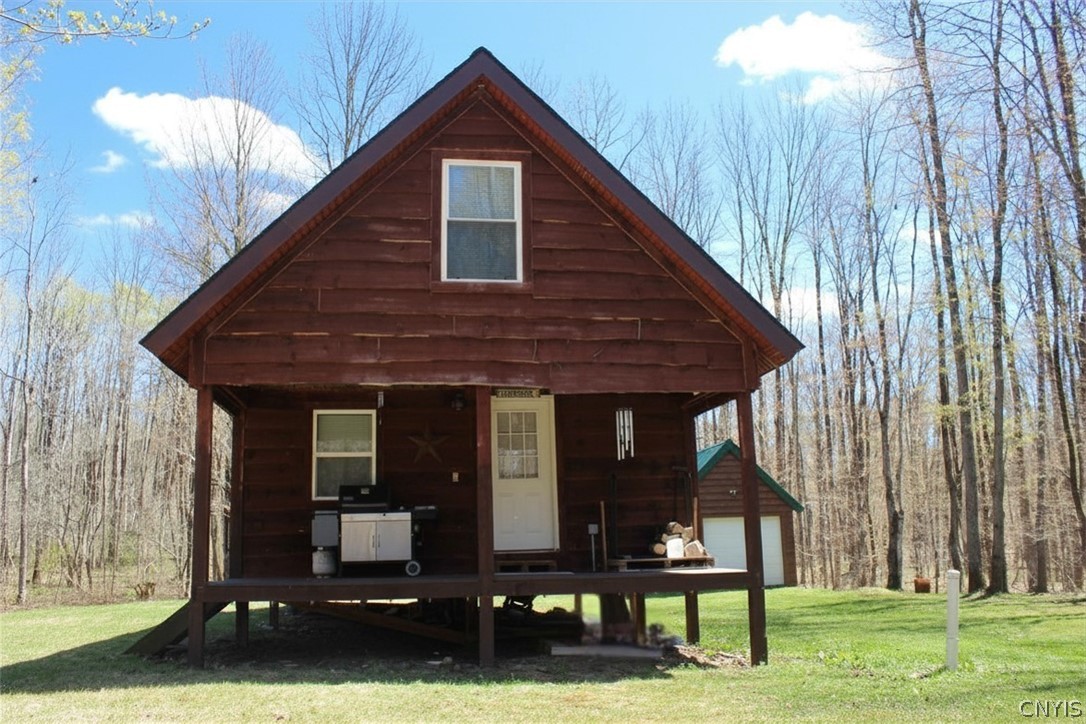 17 Lee Road Bernhards Bay, NY 13028 - Photo 4 of 19