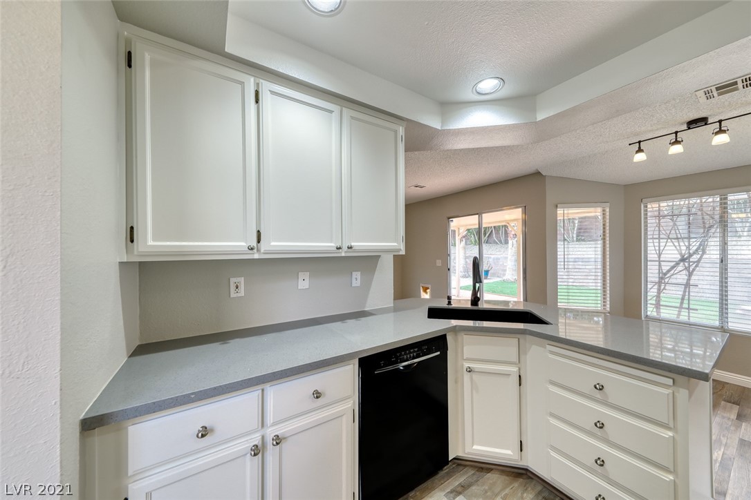 1423 Pathfinder Road Henderson, NV 89014 - Photo 19 of 46