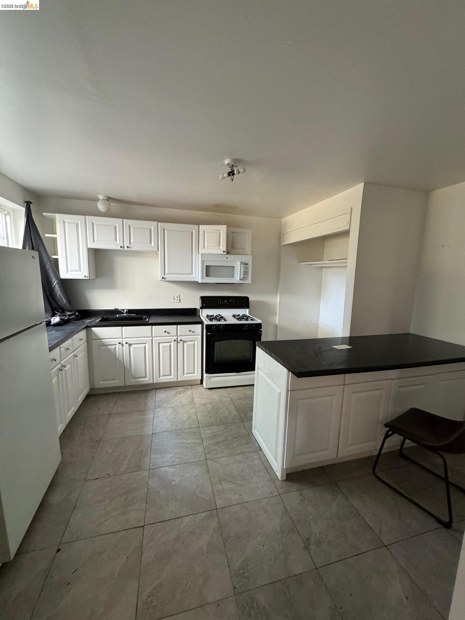 1626 12th Street Oakland, CA 94607 - Photo 13 of 15