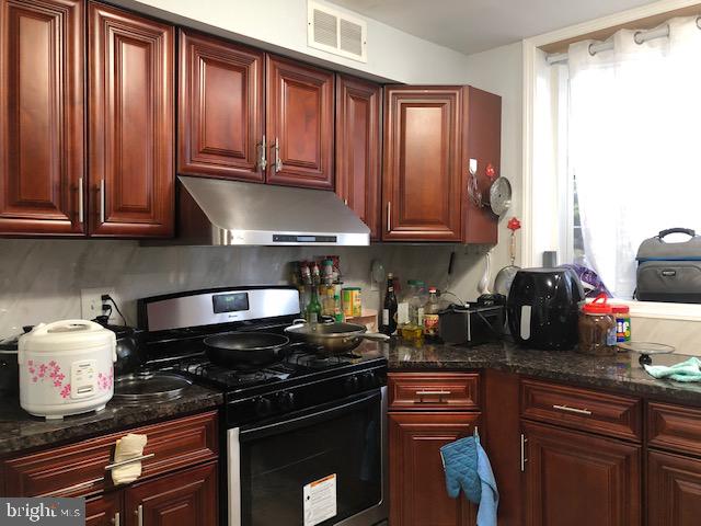3137 Birch Road Philadelphia, PA 19154 - Photo 4 of 19 Kitchen