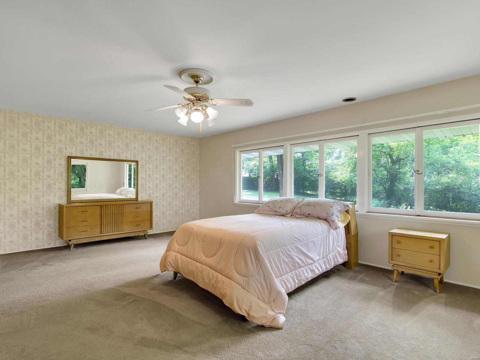 445 North Berry Road St. Louis, MO 63122 - Photo 12 of 43 Gallery Image 12