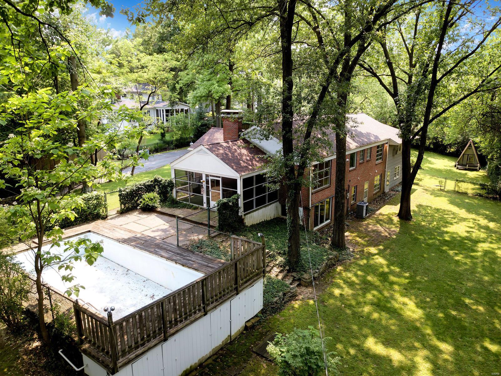 445 North Berry Road St. Louis, MO 63122 - Photo 3 of 43 Gallery Image 3