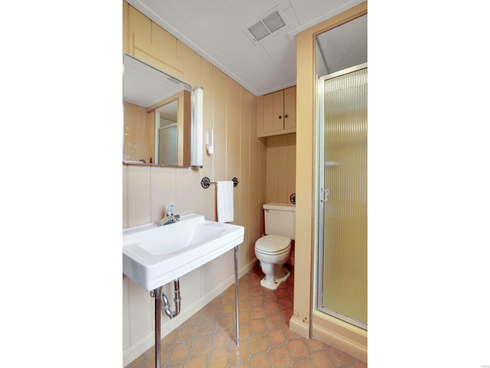 445 North Berry Road St. Louis, MO 63122 - Photo 27 of 43 Gallery Image 27