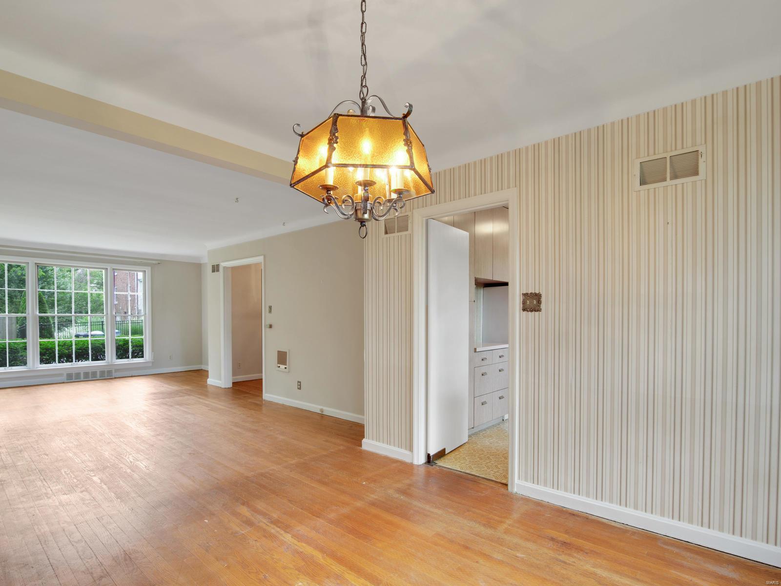 445 North Berry Road St. Louis, MO 63122 - Photo 9 of 43 Gallery Image 9