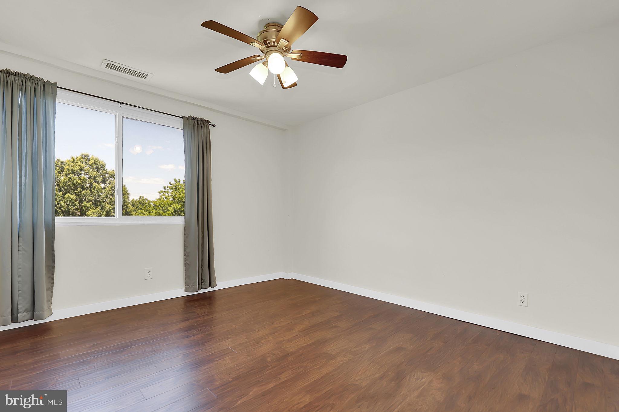 575 Thayer Avenue, Unit 705 Silver Spring, MD 20910 - Photo 17 of 27