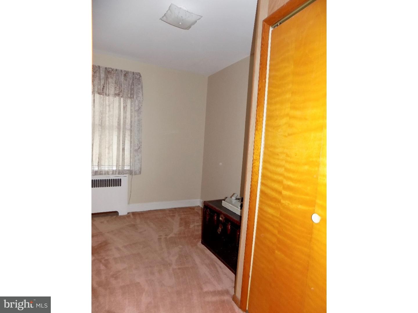 652 Atwood Road Philadelphia, PA 19151 - Photo 9 of 12 Gallery Image 9