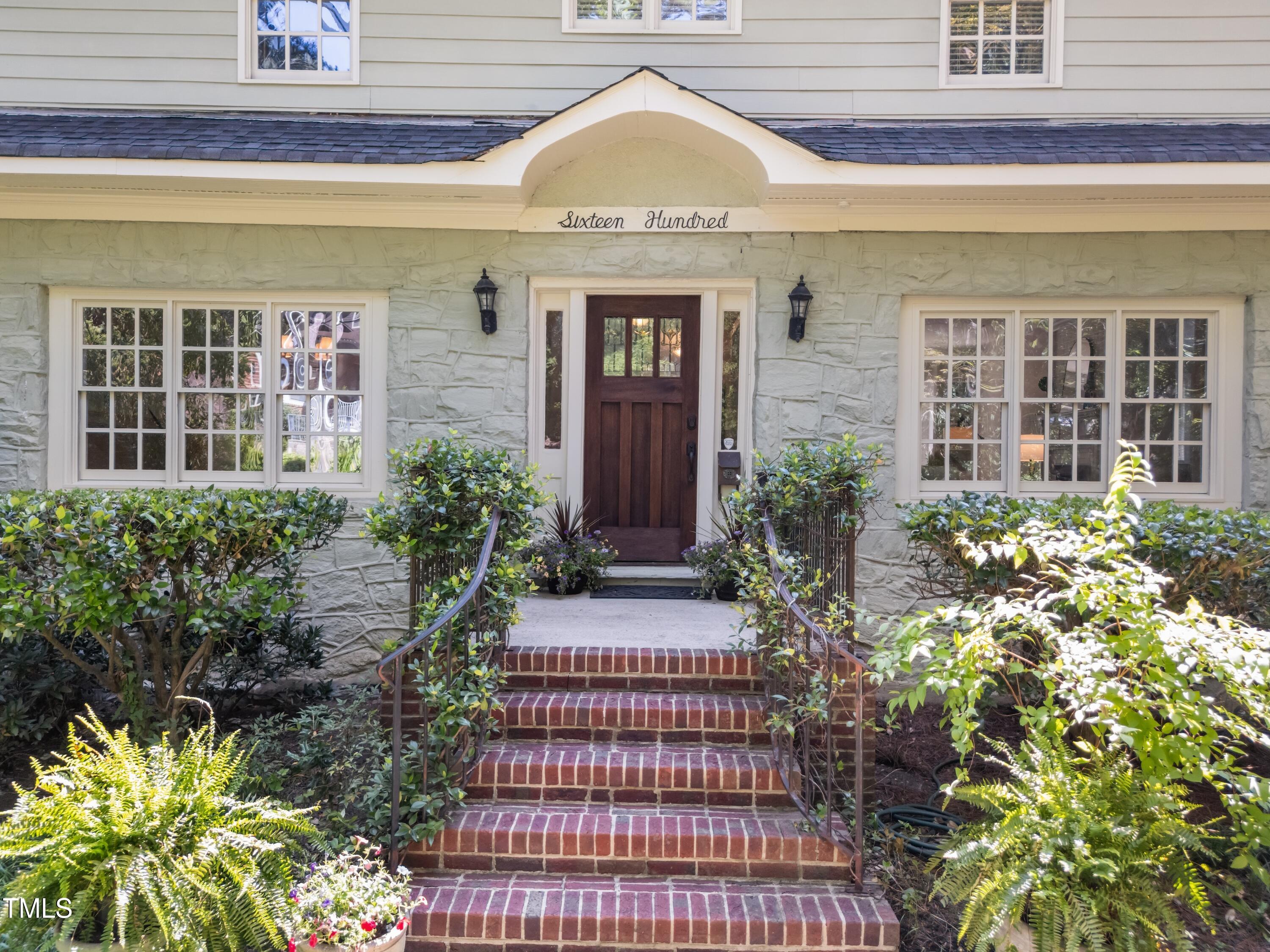 1600 Pineview Street Raleigh, NC 27608 - Photo 2 of 41 Front Door