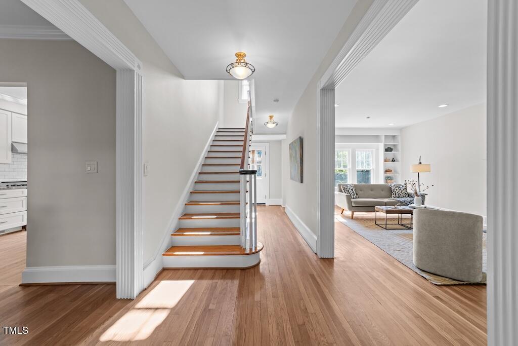 1600 Pineview Street Raleigh, NC 27608 - Photo 4 of 41 Entry Stairs