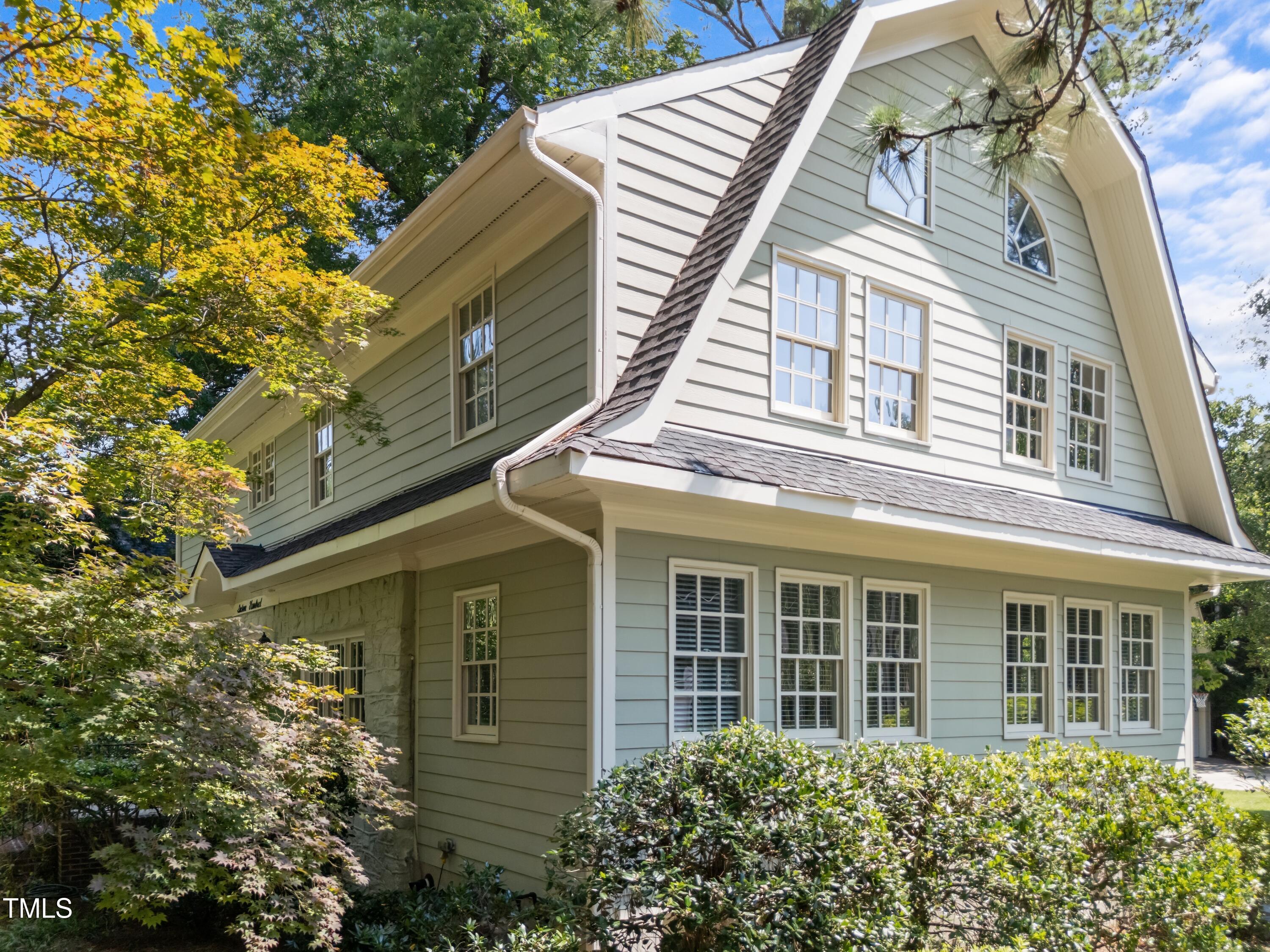 1600 Pineview Street Raleigh, NC 27608 - Photo 5 of 41 Side View Pineview