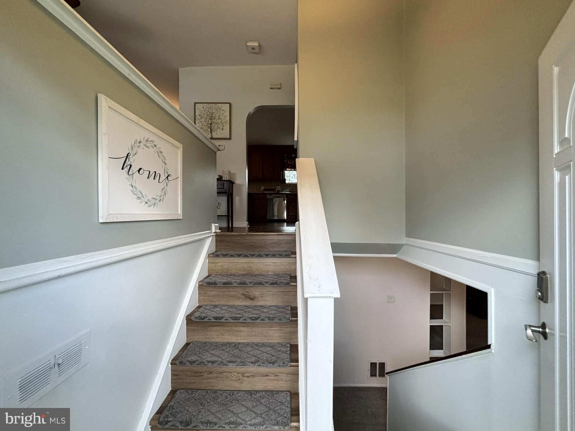 30 Estate Road Lumberton, NJ 08048 - Photo 3 of 40 a view of entryway