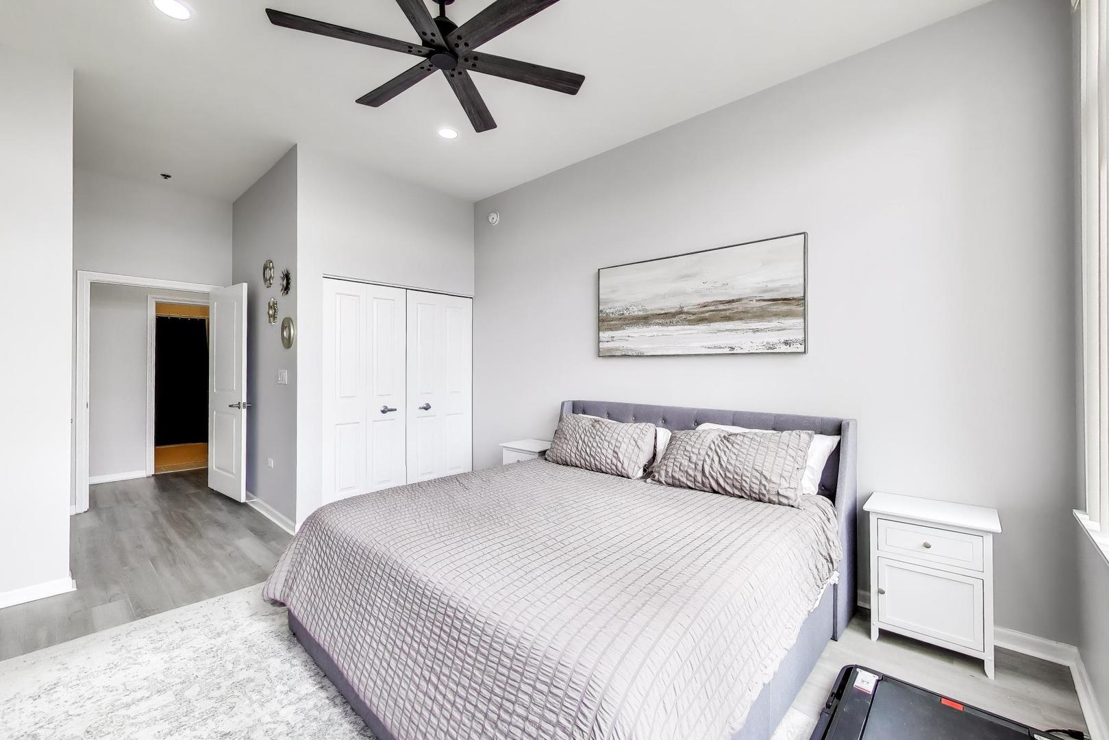 1199 East Port Clinton Road, Unit 701 Vernon Hills, IL 60061 - Photo 8 of 14