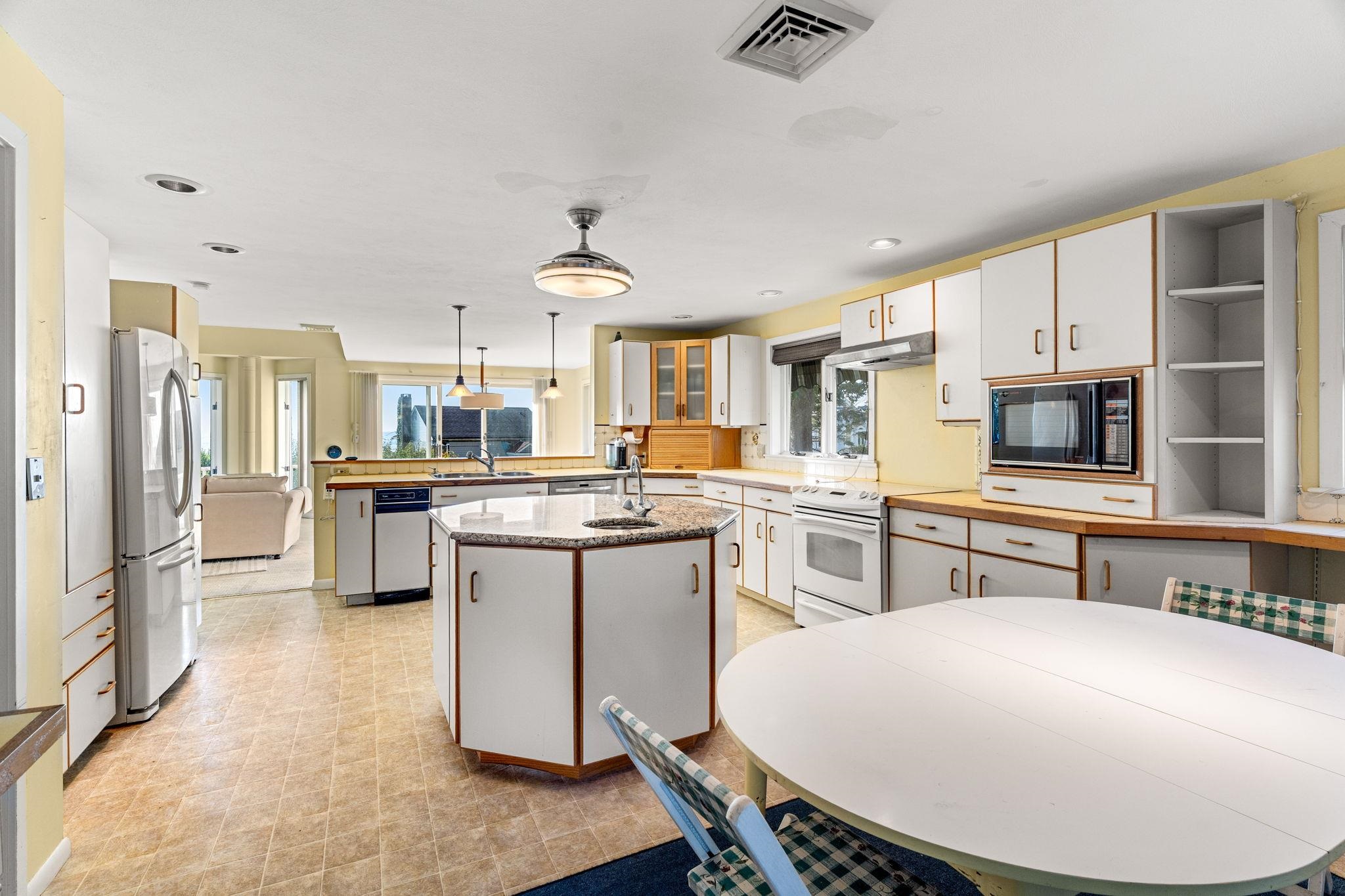 20 Fair Hill Avenue Rye, NH 03870 - Photo 11 of 26