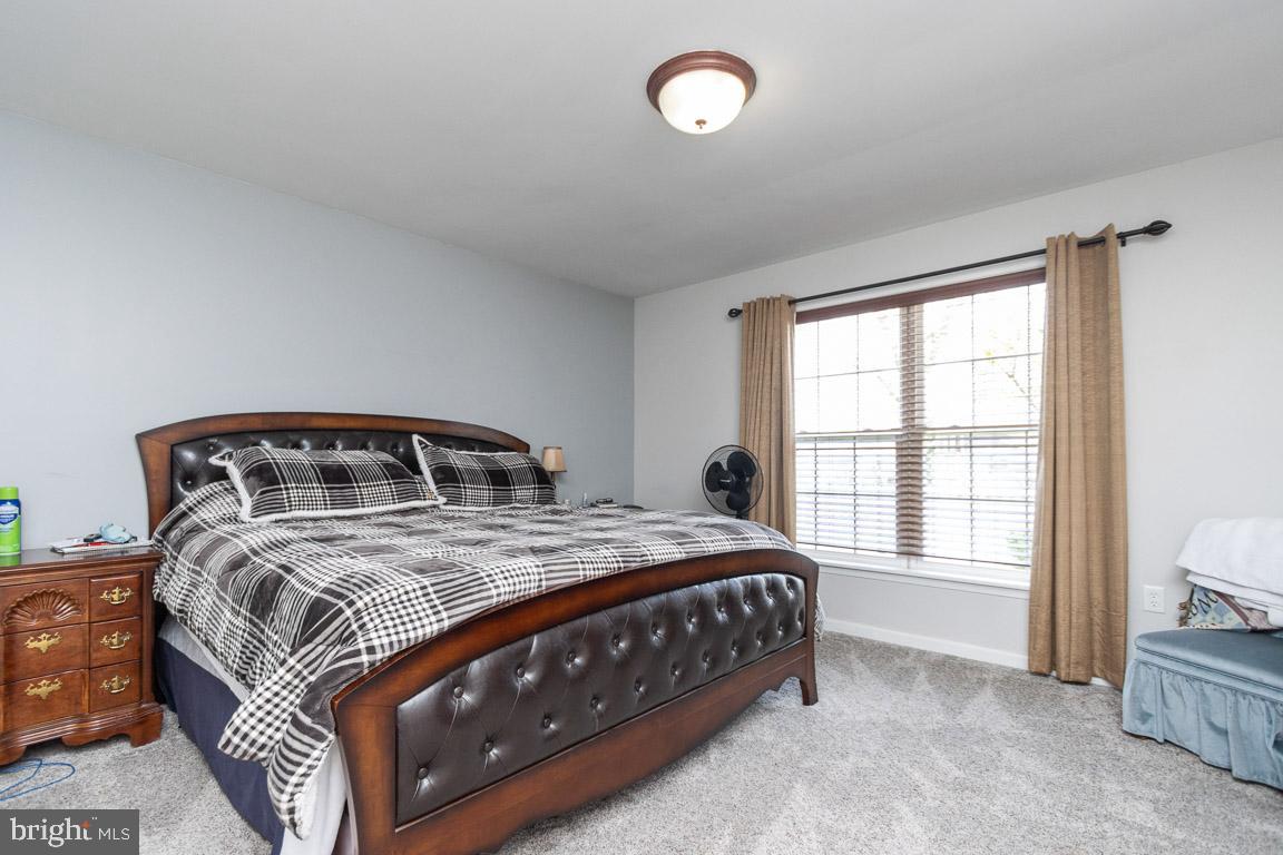 68 Trevanion Road Taneytown, MD 21787 - Photo 12 of 56 Master bedroom