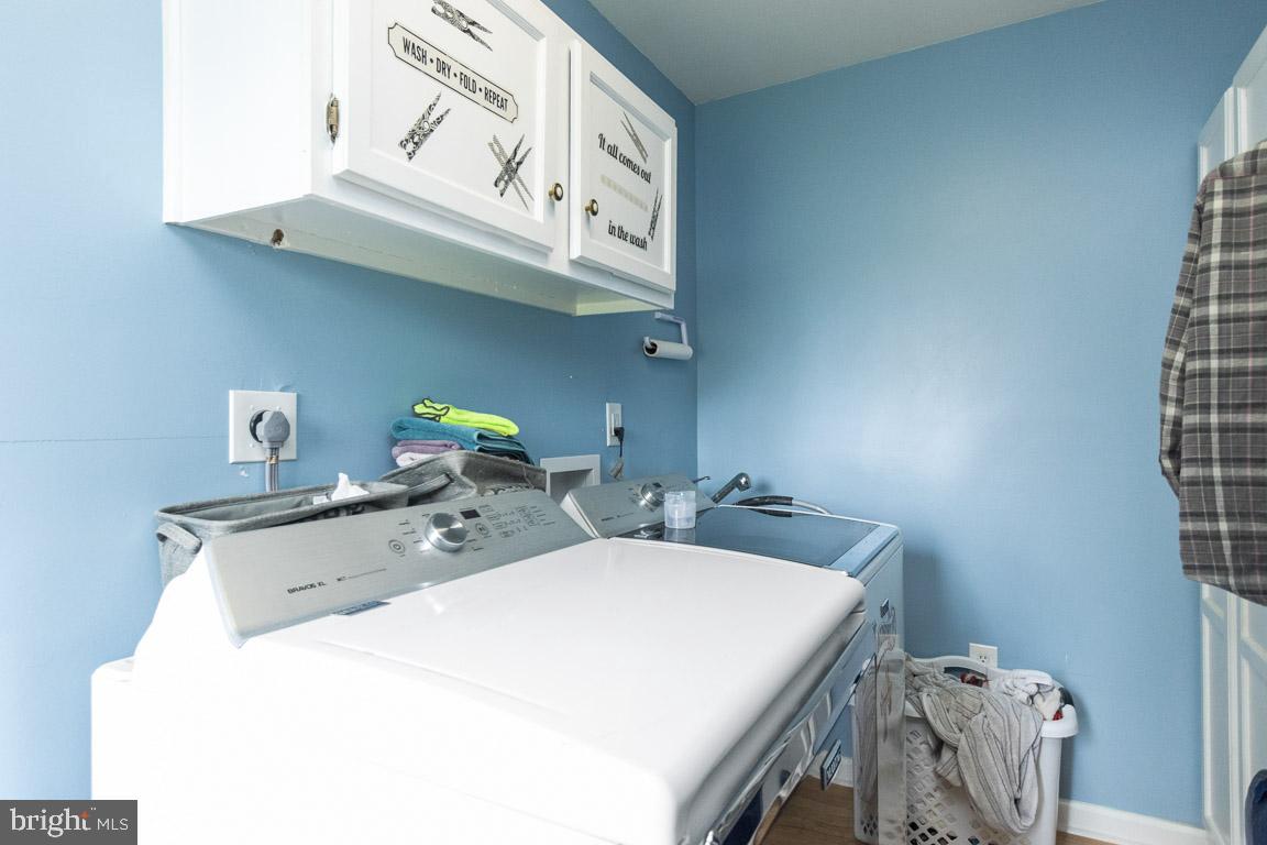 68 Trevanion Road Taneytown, MD 21787 - Photo 25 of 56 Laundry room with cabinets