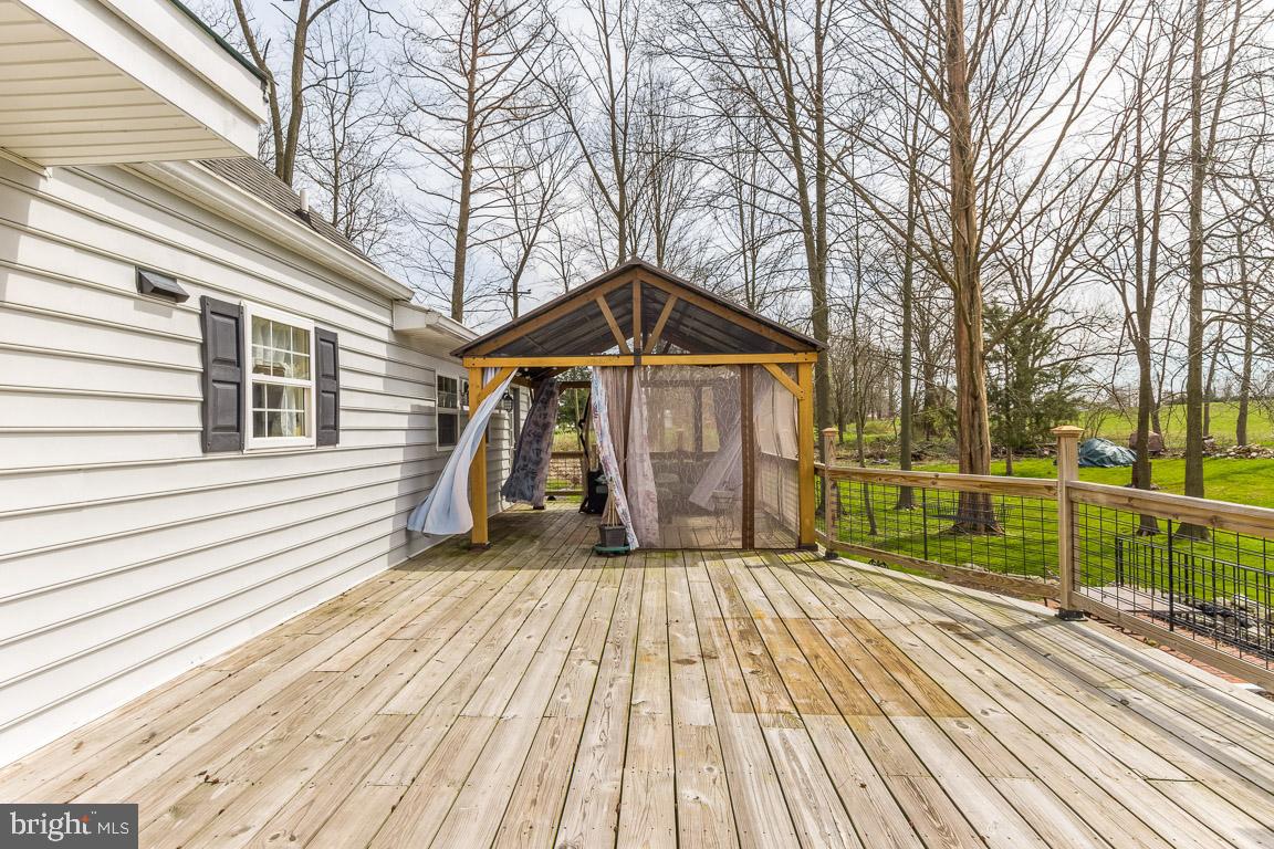 68 Trevanion Road Taneytown, MD 21787 - Photo 46 of 56 Large deck with Gazebo