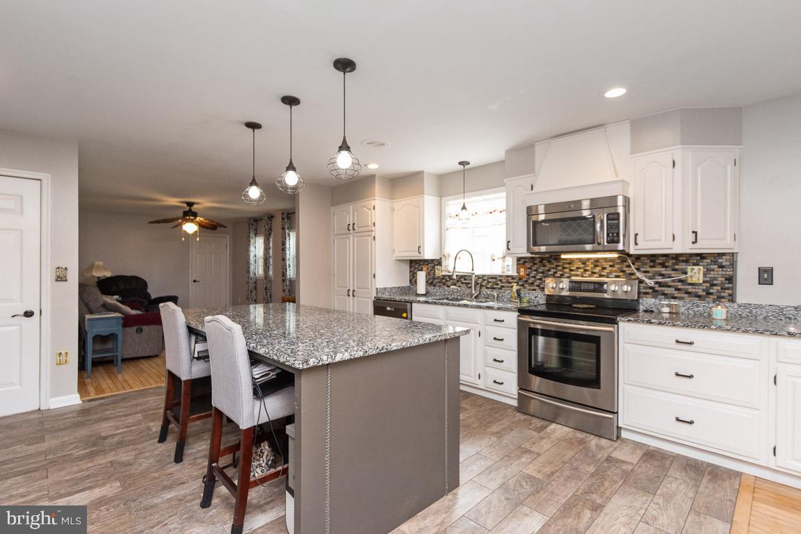68 Trevanion Road Taneytown, MD 21787 - Photo 6 of 56 Great kitchen with extensive cabinetry