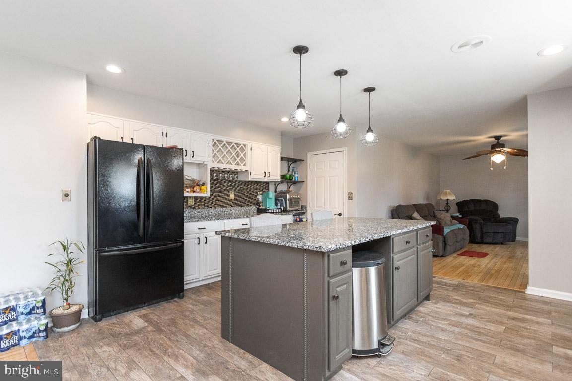 68 Trevanion Road Taneytown, MD 21787 - Photo 9 of 56 Large kitchen with center island