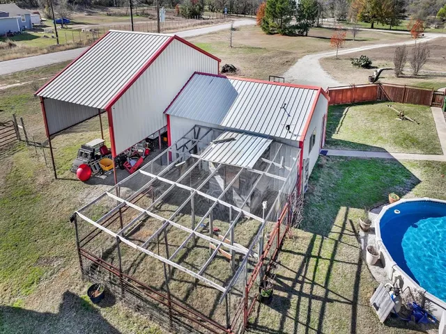 $725,000 | 737 County Road 4699, Boyd, TX 76023