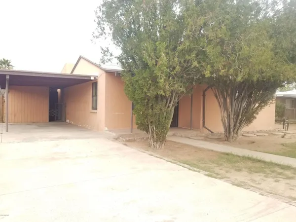 $1,400 | 3331 East 24th Street, Tucson, AZ 85713