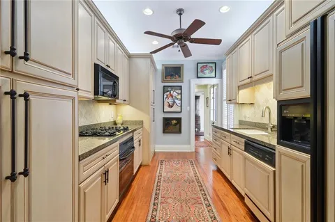 $948,000 | 916 Orleans Street, New Orleans, LA 70116
