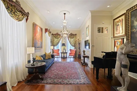 $948,000 | 916 Orleans Street, New Orleans, LA 70116