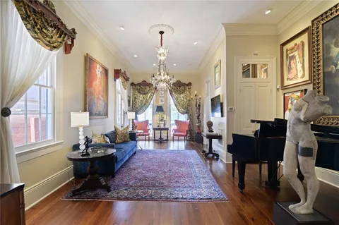 $948,000 | 916 Orleans Street, New Orleans, LA 70116