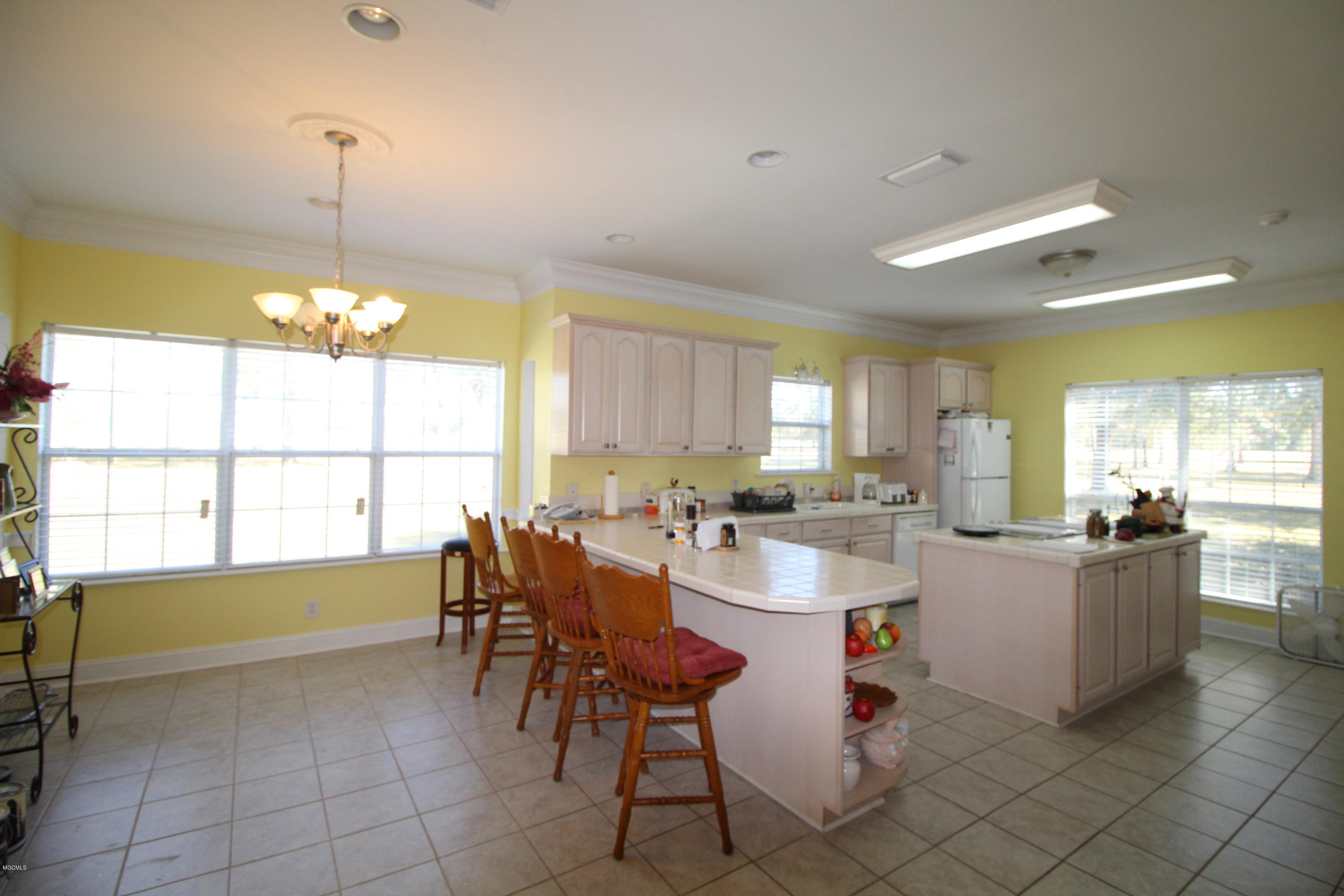 3261 Howell Tanner Chapel Road Lucedale, MS 39452 - Photo 6 of 45 Kitchen