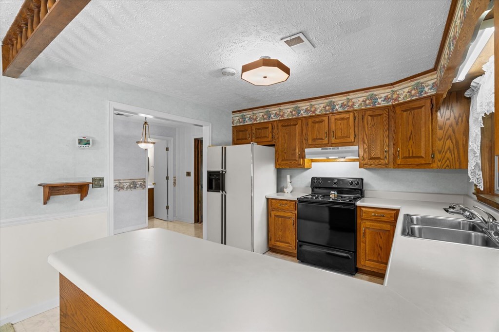 1070 Lovers Lane Road Southeast Calhoun, GA 30701 - Photo 13 of 54 Gallery Image 13