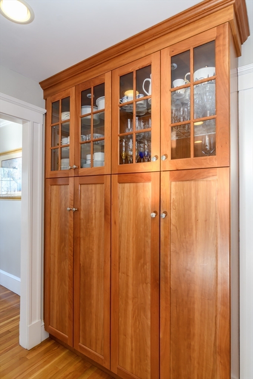 15 Clifton Road Wellesley, MA 02481 - Photo 11 of 28