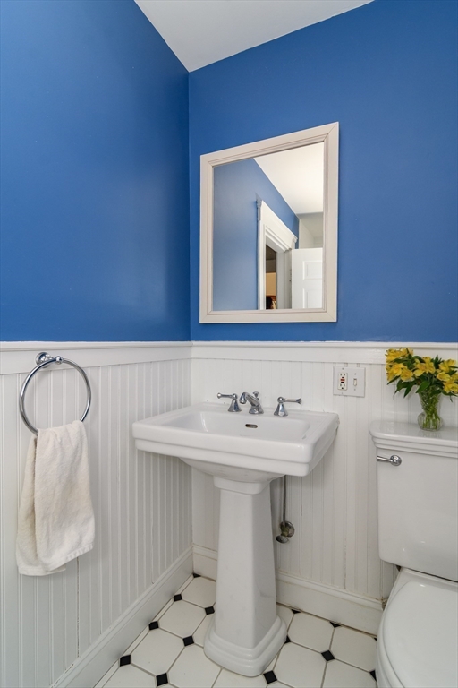 15 Clifton Road Wellesley, MA 02481 - Photo 21 of 28