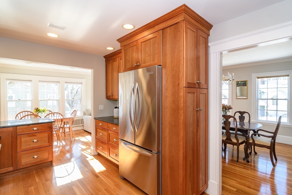 15 Clifton Road Wellesley, MA 02481 - Photo 10 of 28