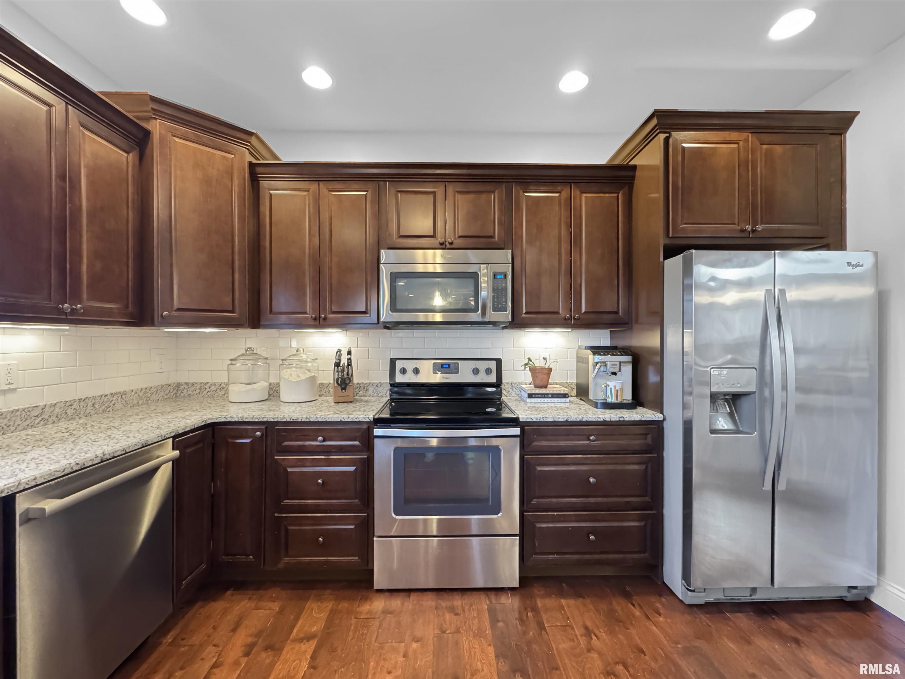 720 Westminster Drive Washington, IL 61571 - Photo 16 of 54