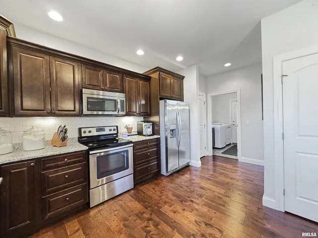 $450,000 | 720 Westminster Drive, Washington, IL 61571