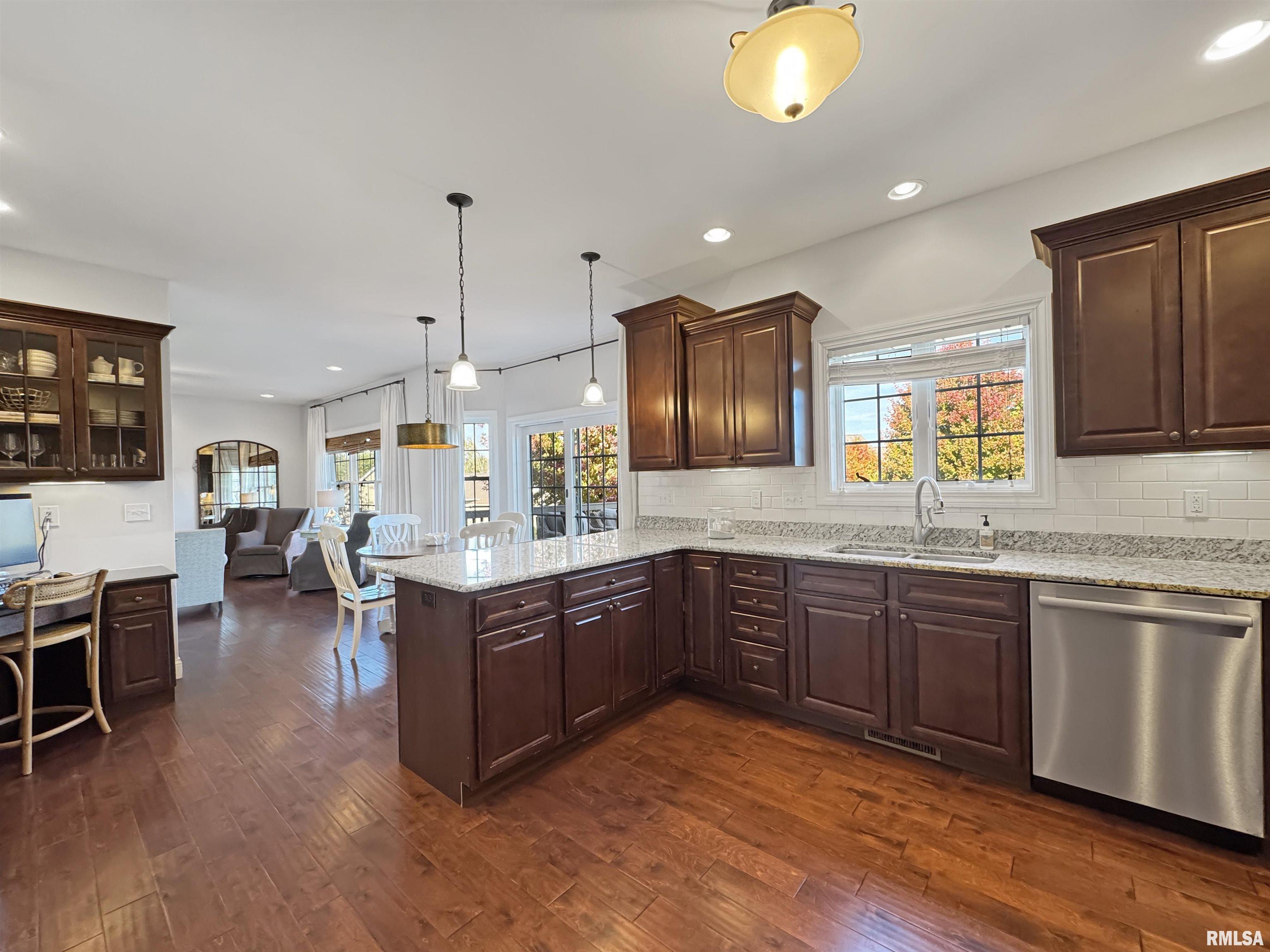 720 Westminster Drive Washington, IL 61571 - Photo 18 of 54