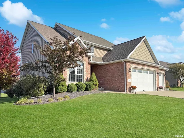 $450,000 | 720 Westminster Drive, Washington, IL 61571