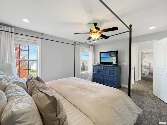 $450,000 | 720 Westminster Drive, Washington, IL 61571