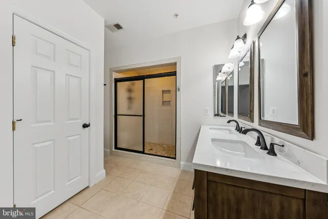 $2,600 | 15182 Lancashire Drive, Woodbridge, VA 22191