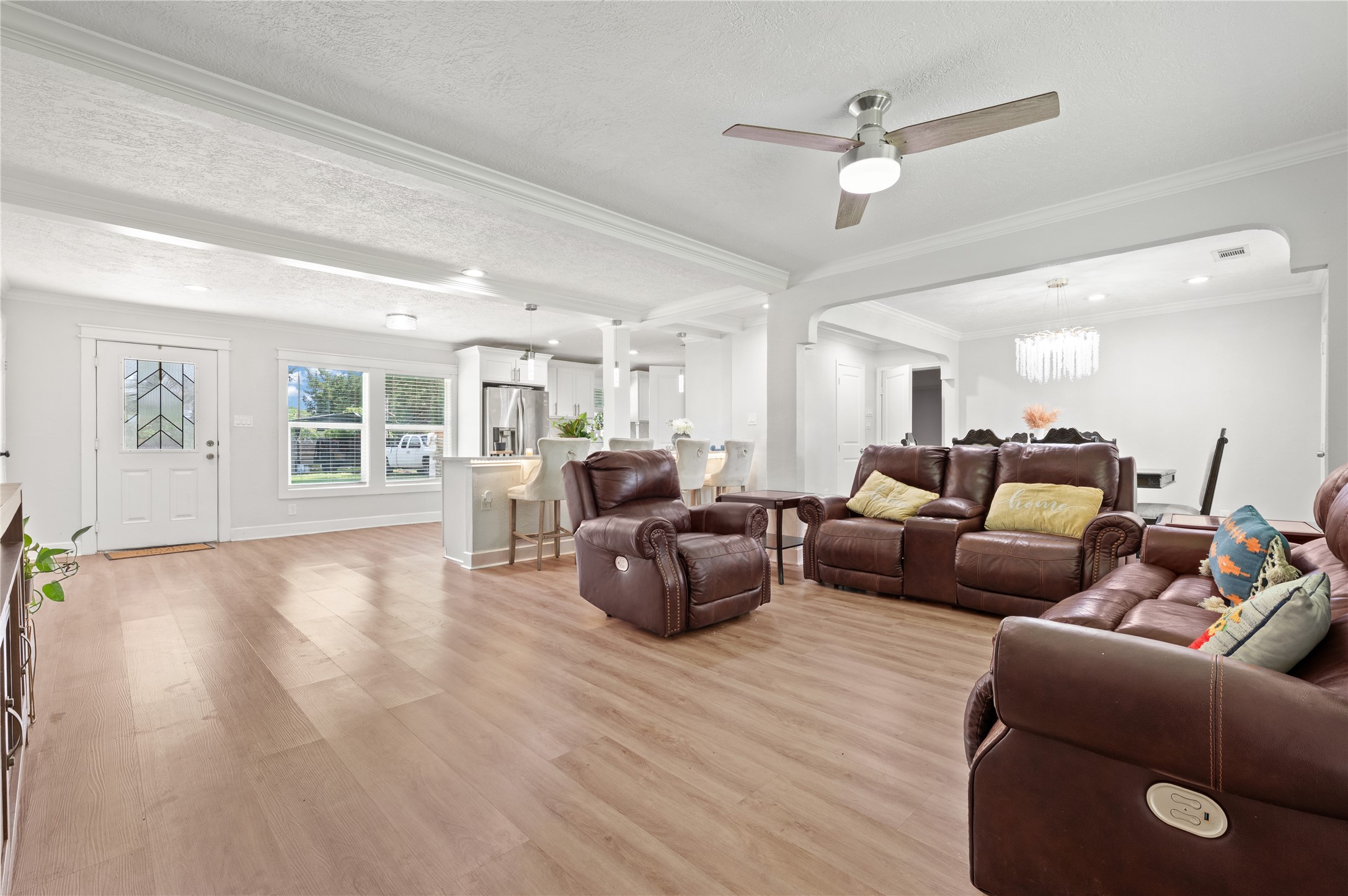 1500 Massey Tompkins Road Baytown, TX 77521 - Photo 3 of 26