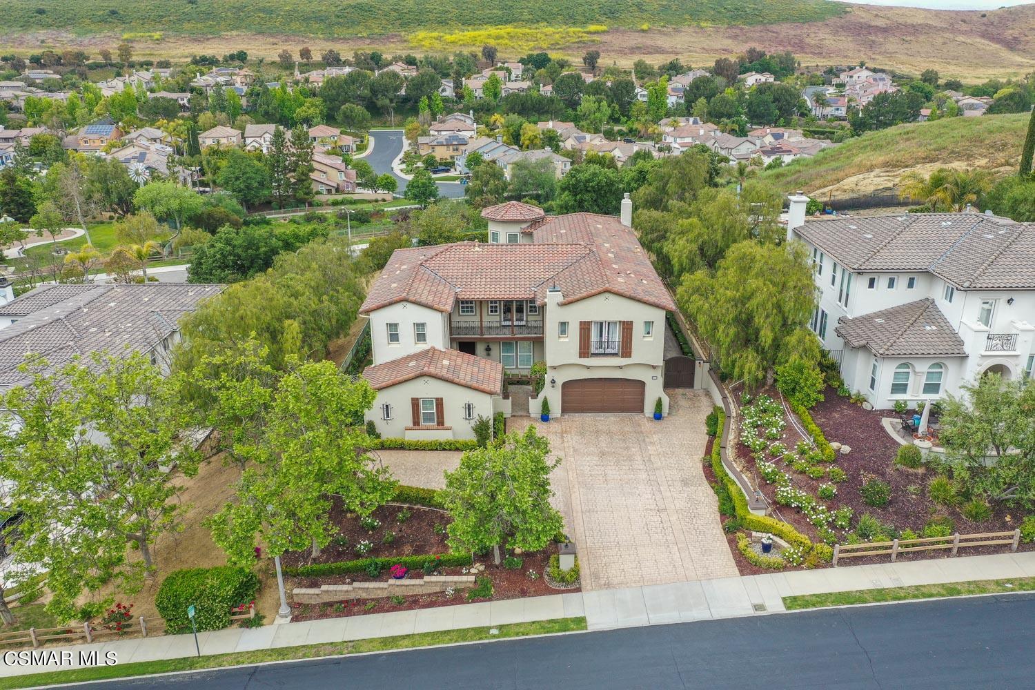 413 Vineyard Drive Simi Valley, CA 93065 - Photo 25 of 26 an aerial view of residential houses with outdoor space and street view