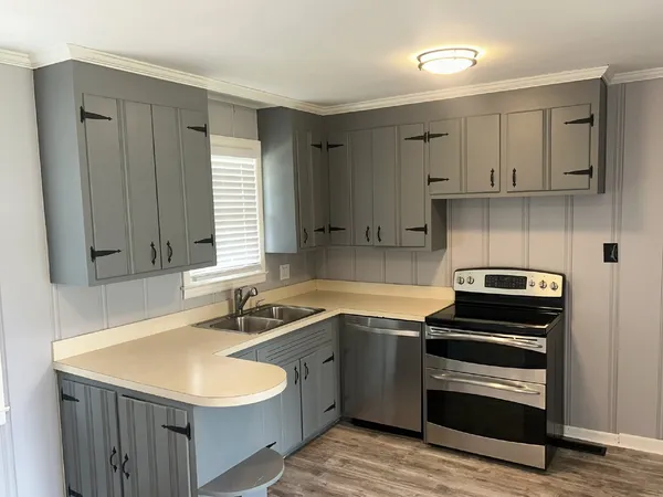 $1,995 | 2639 Woodberry Drive, Nashville, TN 37214