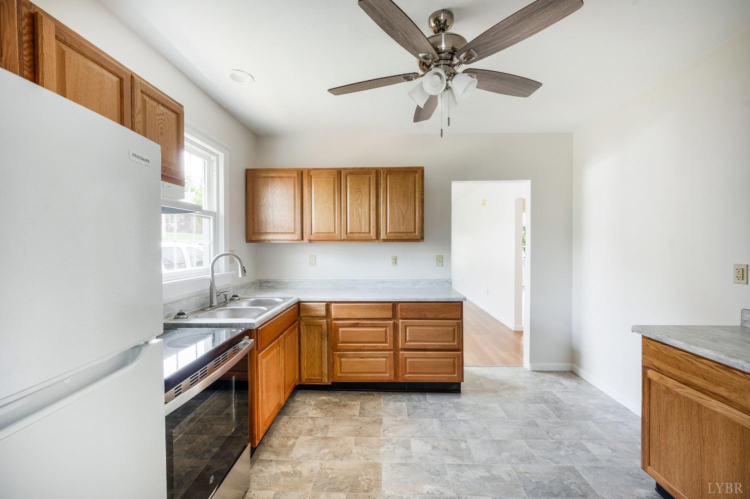 730 Stuart Street Lynchburg, VA 24501 - Photo 11 of 45