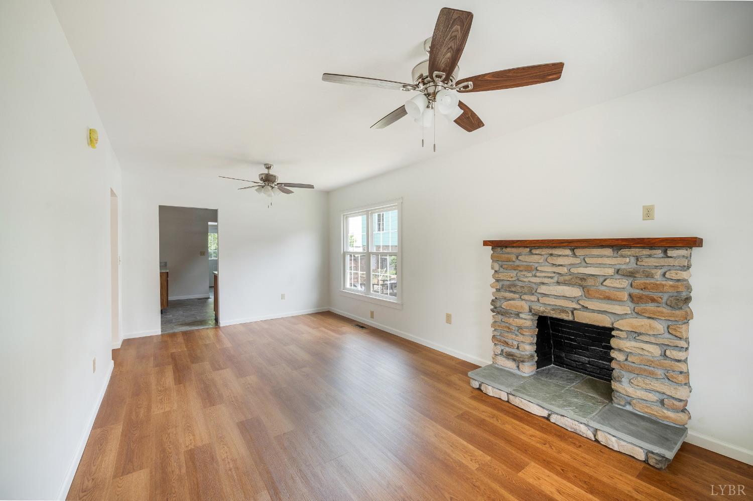 730 Stuart Street Lynchburg, VA 24501 - Photo 6 of 45