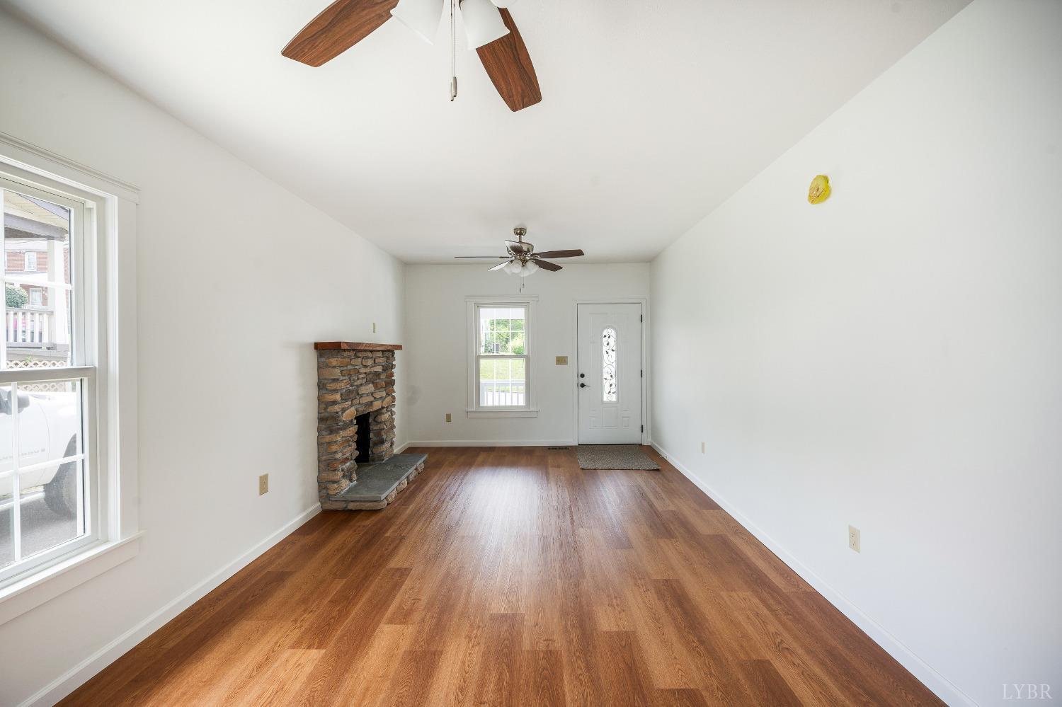 730 Stuart Street Lynchburg, VA 24501 - Photo 7 of 45