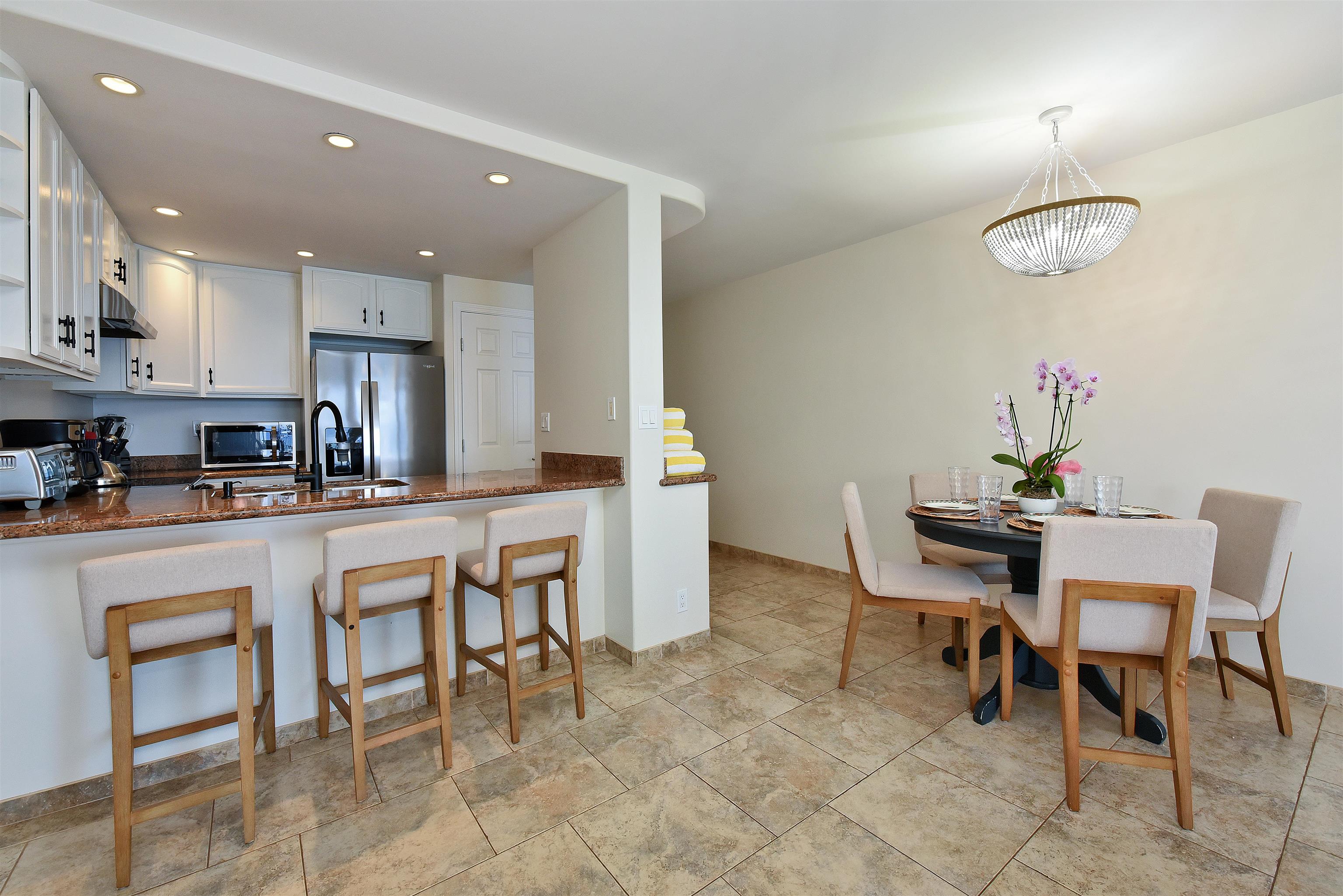 4401 Lower Honoapiilani Road, Unit B801 Lahaina, HI 96761 - Photo 8 of 32